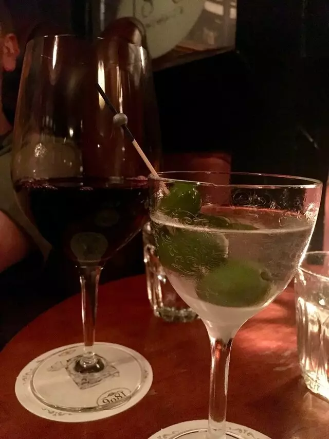 1806 Cocktail Bar