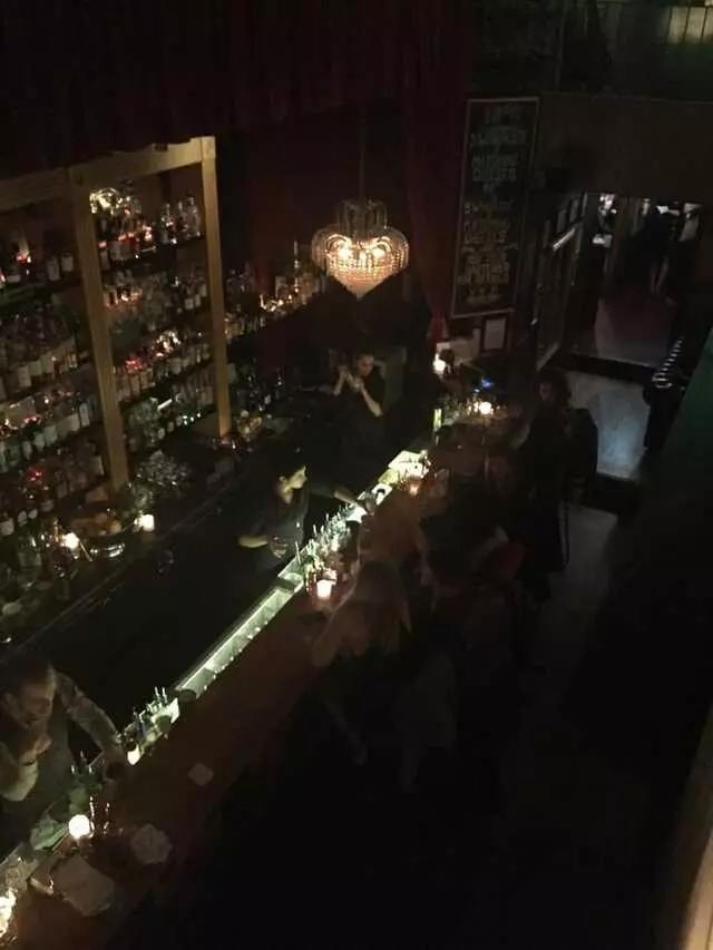 1806 Cocktail Bar