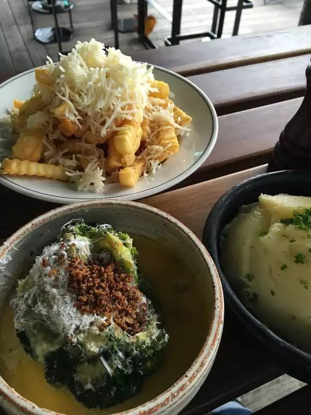 Arbory Bar & Eatery