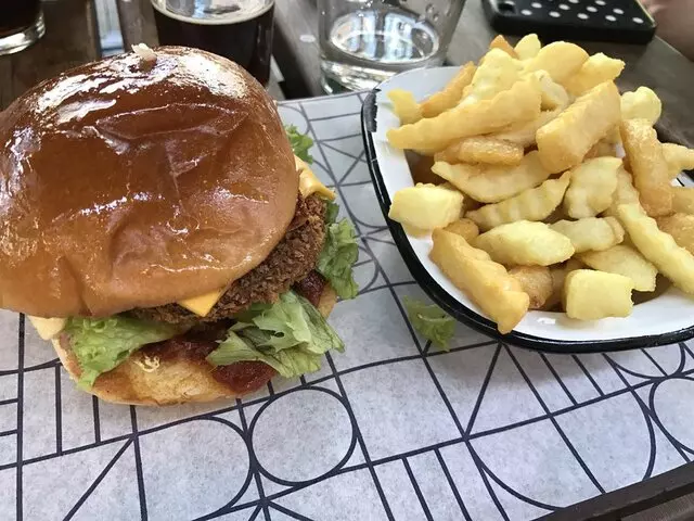 Arbory Bar & Eatery