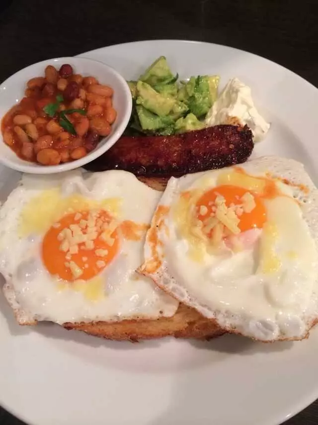 65 Degrees Cafe