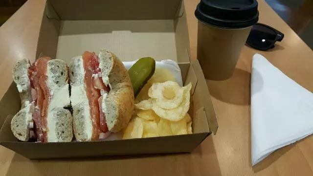 5 and Dime Bagels