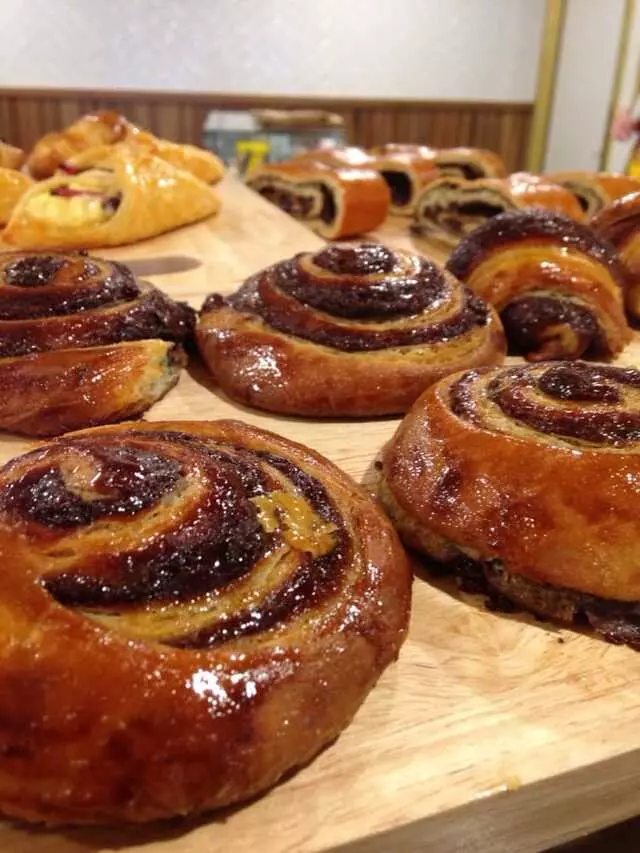 5 and Dime Bagels