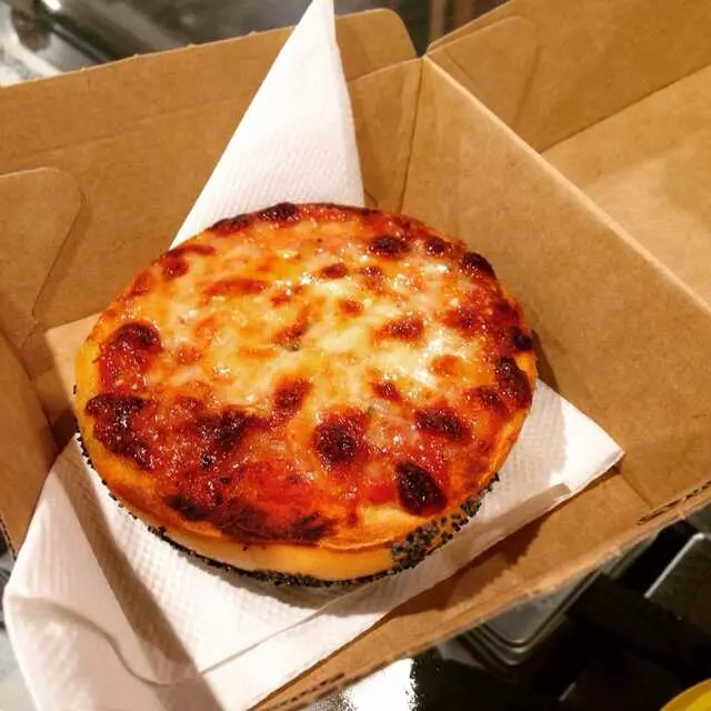 5 and Dime Bagels