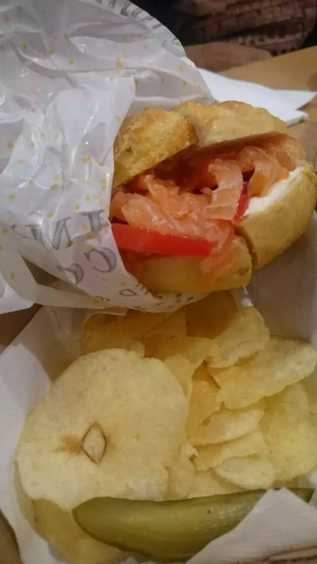 5 and Dime Bagels