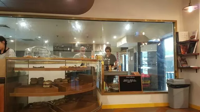 5 and Dime Bagels
